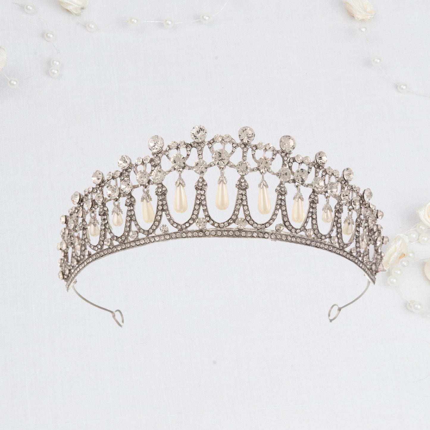 Princess Tiara for Women, Silver Pearl Diana Wedding Crown for Bride, Rhinestone Prom Costume Accessories for Birthday Party