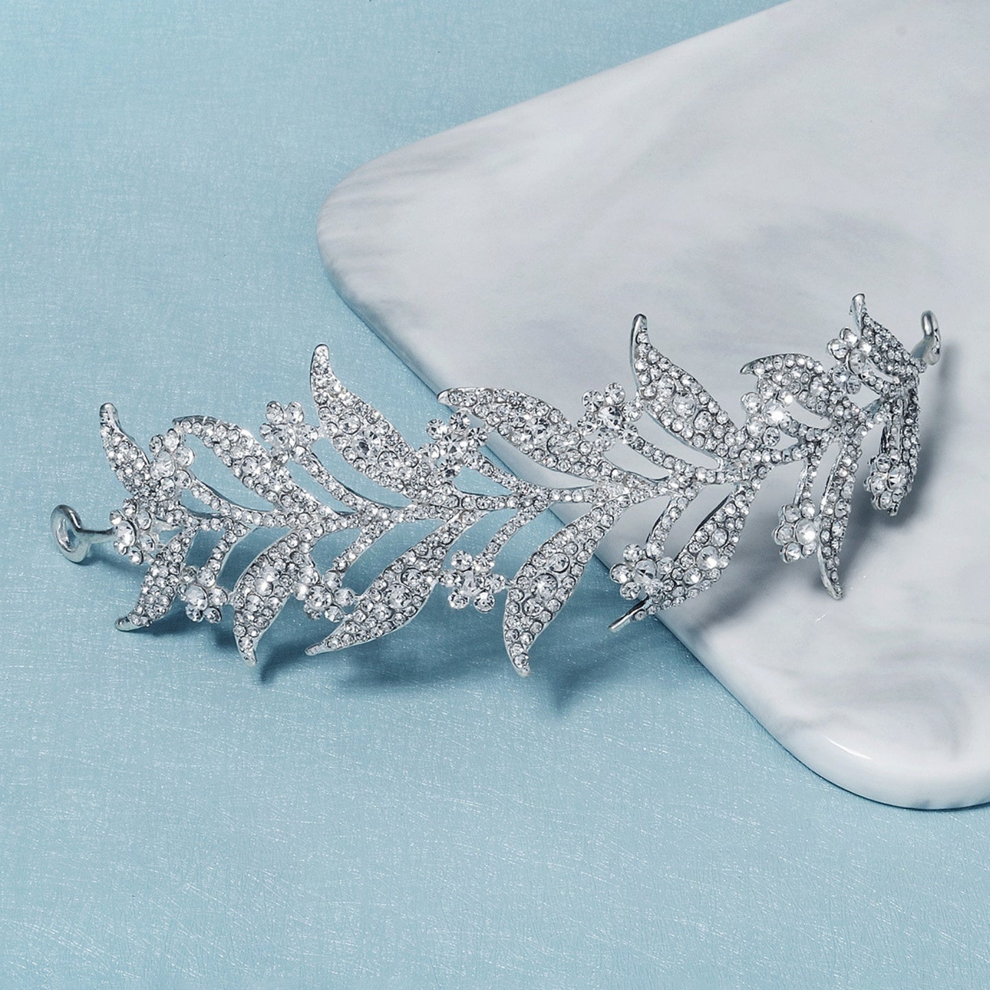 Crystal Crown Tiara for Women, Silver Vintage Queen Crown for Wedding Brides, Princess Tiara Crown for Girls Halloween Costume and Birthday Party -Silver